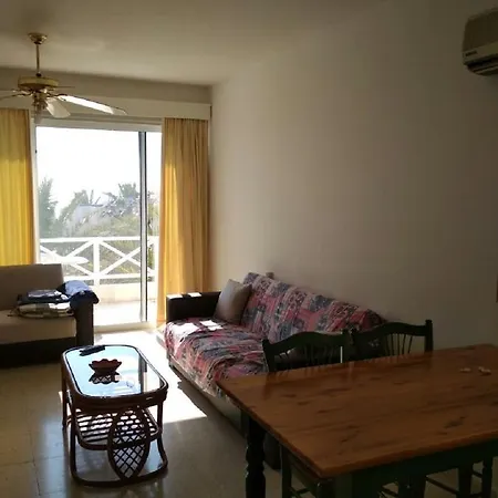 Apartament Coral Bay Peyia